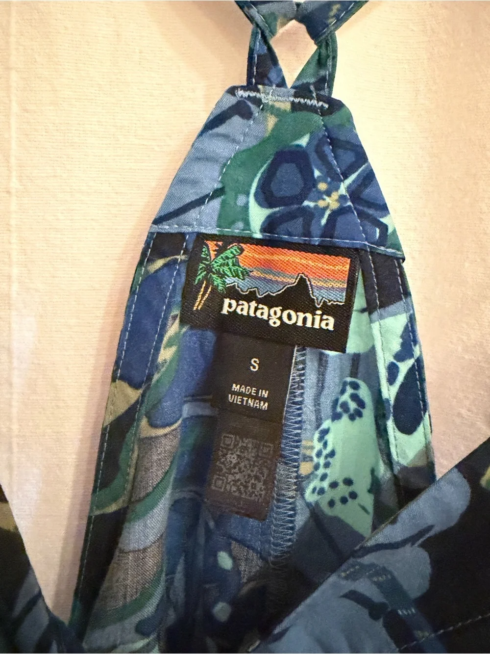 Patagonia Tidal Threads Romper: Tropiclimb New Navy